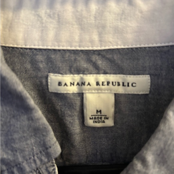 Banana Republic Casual Gray Button Down Shirt - Picture 2 of 2
